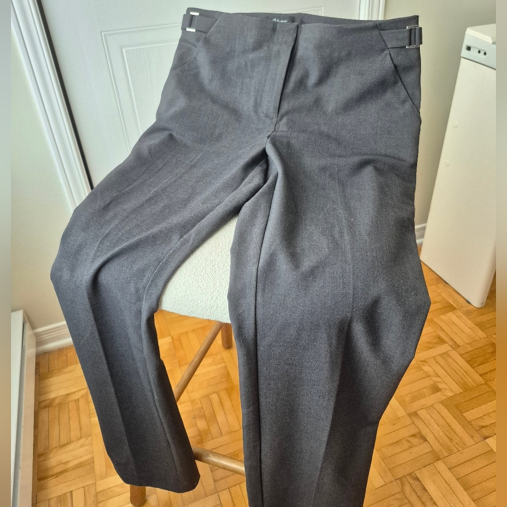 Woman's High Waist Pleated Dress Pants In Charcoal